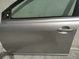 Toyota Avensis T250 Tür vorne sidabrines