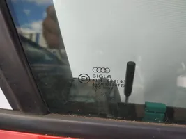Audi A4 S4 B5 8D Szyba drzwi przednich 