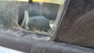 Mercedes-Benz A W168 Luna de la puerta delantera cuatro puertas 