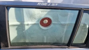 Ford Mondeo Mk III Vitre de fenêtre porte arrière 
