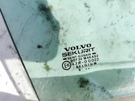 Volvo S40, V40 Pagrindinis priekinių durų stiklas (keturdurio) 