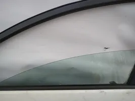 Toyota Corolla Verso AR10 Pagrindinis priekinių durų stiklas (keturdurio) 