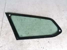 Ford Focus Front triangle window/glass 43r001057