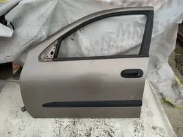 Nissan Almera N16 Дверь 