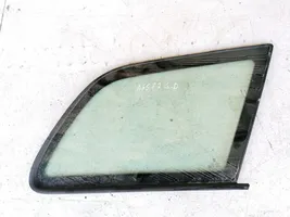 Peugeot 406 Galinis šoninis kėbulo stiklas 
