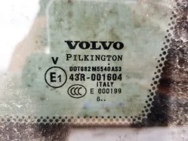 Volvo XC90 Aizmugurējais virsbūves sānu stikls 