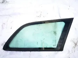 Volvo S40, V40 Fenêtre latérale avant / vitre triangulaire 