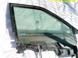 Audi 80 90 B3 Pagrindinis priekinių durų stiklas (keturdurio) 