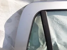 Opel Astra G Ventanilla de ventilación de la puerta trasera 