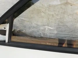 Skoda Fabia Mk2 (5J) Pagrindinis priekinių durų stiklas (keturdurio) 