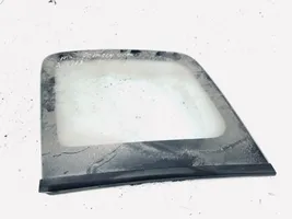Mazda Premacy Fenêtre latérale avant / vitre triangulaire 