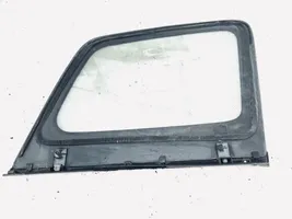 Mazda Premacy Fenêtre latérale avant / vitre triangulaire 