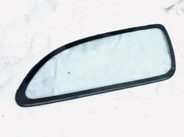 Nissan Almera Заднее боковое стекло кузова 