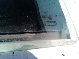 Citroen C5 aizmugurējo durvju stikls 