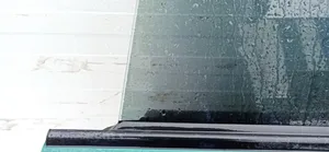 Subaru Forester SF aizmugurējo durvju stikls 