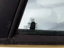 Peugeot 206 Fenster Scheibe Tür hinten 
