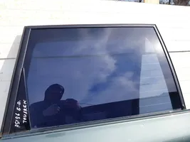 Volkswagen Touareg I Vetro del finestrino della portiera posteriore 