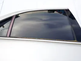 Mercedes-Benz S W220 Vetro del finestrino della portiera posteriore 