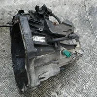 Renault Megane III Mechaninė 5 pavarų dėžė 7701700570