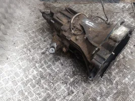 Audi 80 90 B3 Mechaninė 5 pavarų dėžė axc