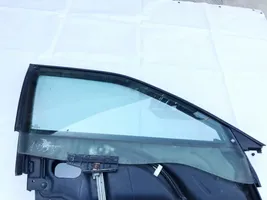 Audi 80 90 S2 B4 priekšējo durvju stikls (četrdurvju mašīnai) 