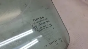 Toyota Auris 150 Etuoven ikkunalasi, neliovinen malli 