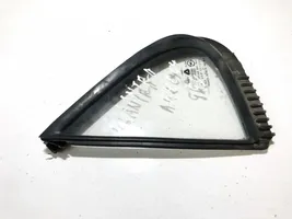 Hyundai Lantra II Rear vent window glass 