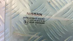 Nissan Note (E11) Szyba drzwi przednich 