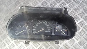 Ford Fiesta Compteur de vitesse tableau de bord 96FB10848B