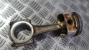 Peugeot 307 Piston avec bielle 