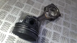 Nissan Primera Piston avec bielle 57J2