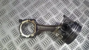 Nissan Primera Piston avec bielle 