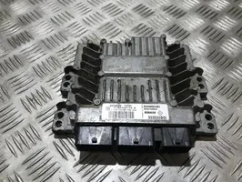 Renault Laguna III Sterownik / Moduł ECU 8200882381