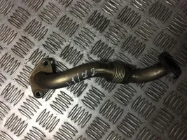 Volkswagen Bora Tuyau de raccordement solide EGR 038131521J