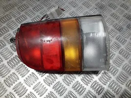 Nissan Sunny Lampa tylna 22024555