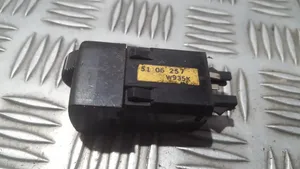 Saab 9-3 Ver1 Headlight level height control switch 5106257