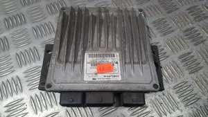 Renault Clio II Calculateur moteur ECU 8200331477