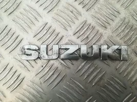 Suzuki Grand Vitara I Ražotāja emblēma 