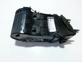 Ford Galaxy Dysze / Kratki środkowego nawiewu deski rozdzielczej ym21a018b08dcyye5