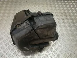 Honda CR-V Air filter box 