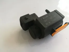 Volvo S80 Turboahtimen magneettiventtiili 72224010