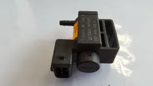 Volkswagen Golf III Valve vacuum 037906283A