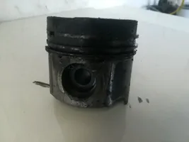 Renault Megane II Piston 