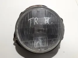 Isuzu Trooper Lampa przednia IKI1072