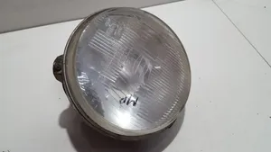 Mitsubishi Pajero Lampa przednia H46R11