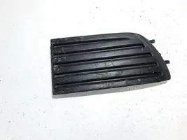 Nissan Primera Etupuskurin alempi jäähdytinsäleikkö 622562j000