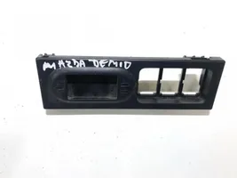 Mazda Demio Monitori/näyttö/pieni näyttö 