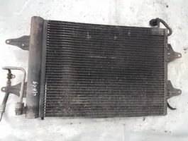 Volkswagen Polo Radiateur condenseur de climatisation 