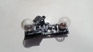 Nissan Primera Cubierta del soporte de la lámpara de la luz trasera valeo2318