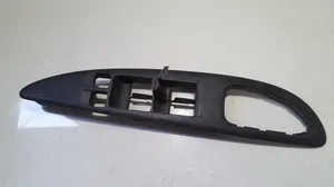 Nissan Primera Support bouton lève vitre porte avant 80960AV660